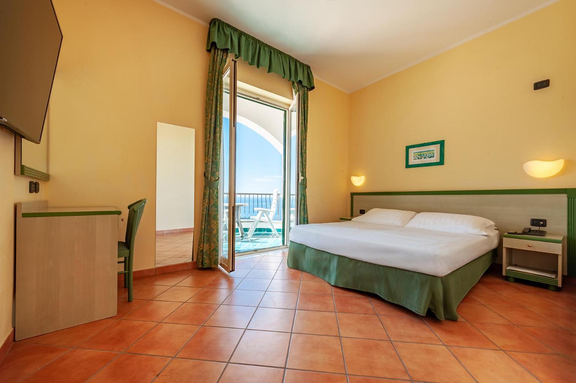 Best Western Hotel La Conchiglia Палінуро Екстер'єр фото