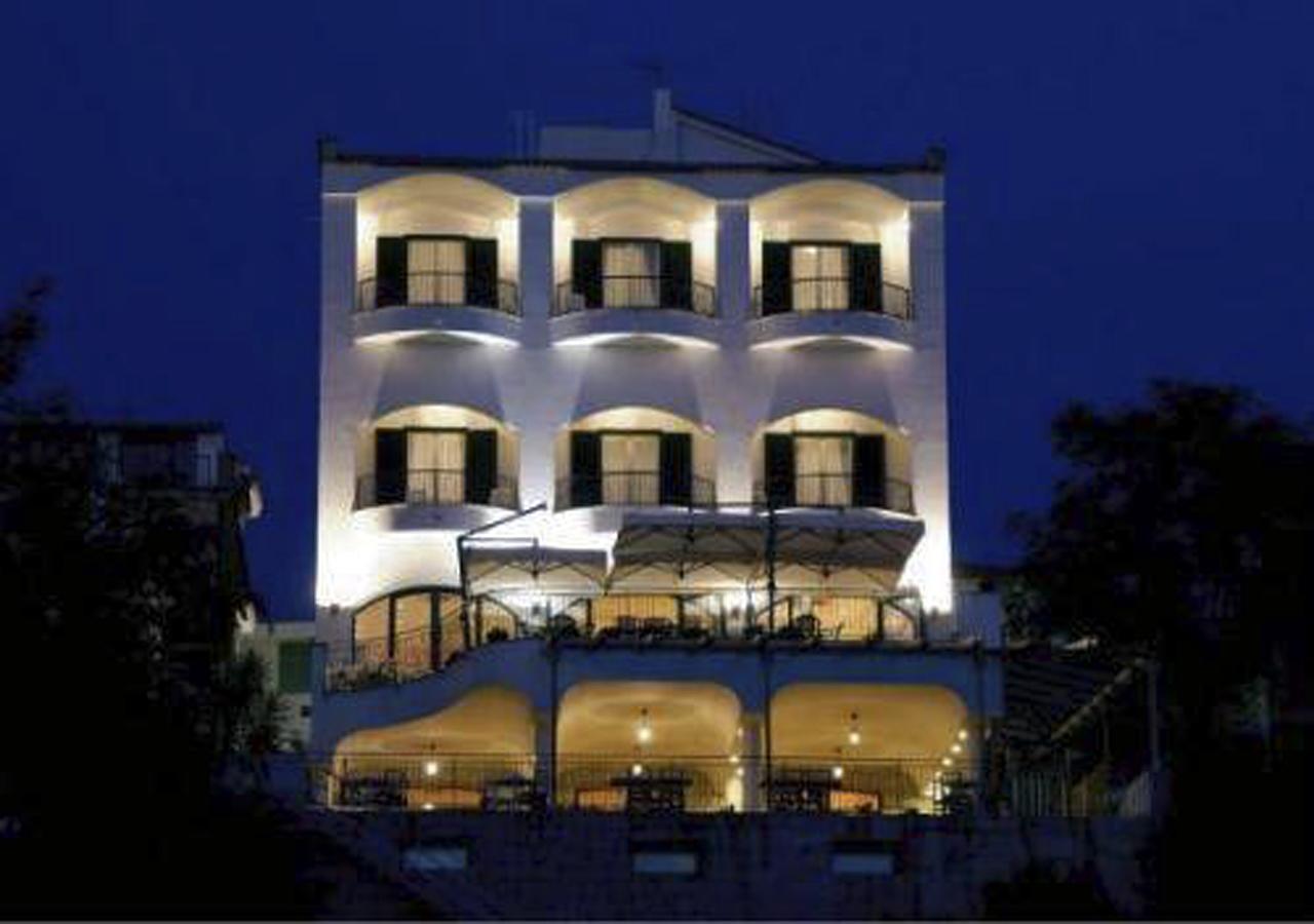 Best Western Hotel La Conchiglia Палінуро Екстер'єр фото